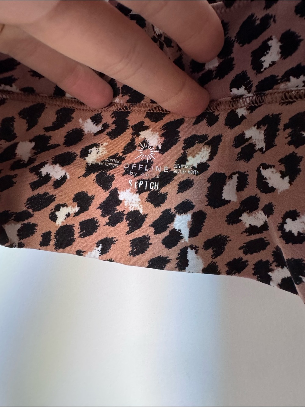 aerie Leopard-Print Crossback Sports Bra - Picture 2 of 4